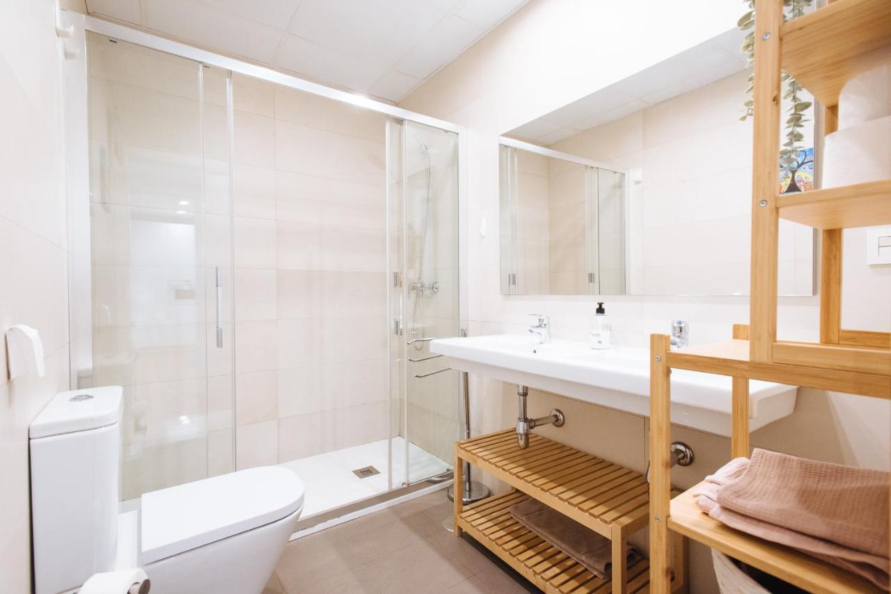 Apartamento Estelar Con Piscina Y Garaje Nervion Apartment Seville Exterior photo