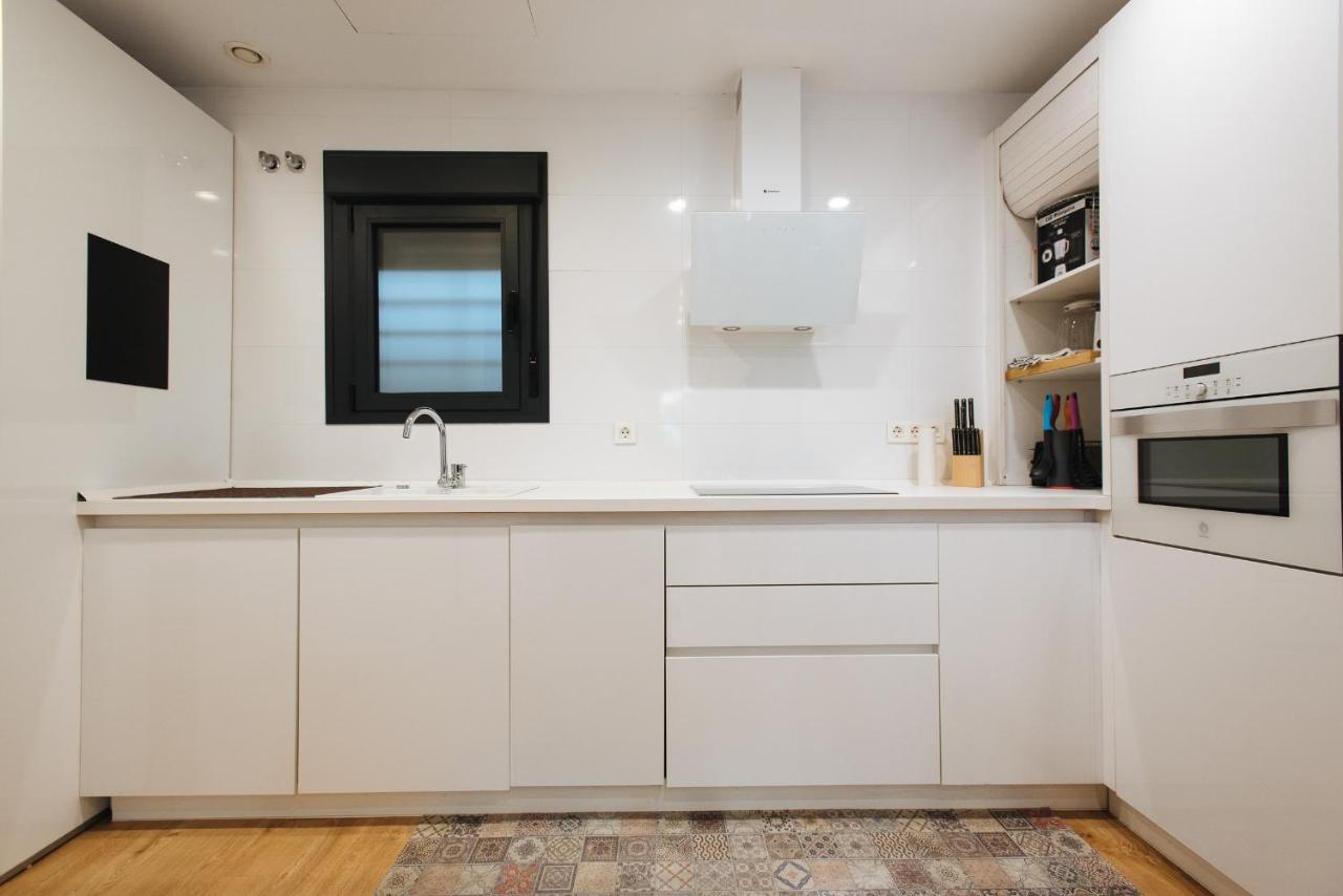 Apartamento Estelar Con Piscina Y Garaje Nervion Apartment Seville Exterior photo